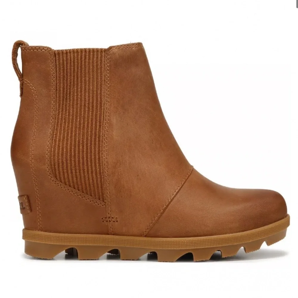 SOREL Joan Rhapsody Chelsea Wedge Boots Velvet Tan‎ Waterproof Leather Womens 9